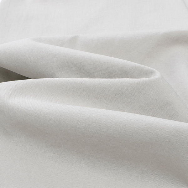 Minimalist Wide-Leg Pleated Pants