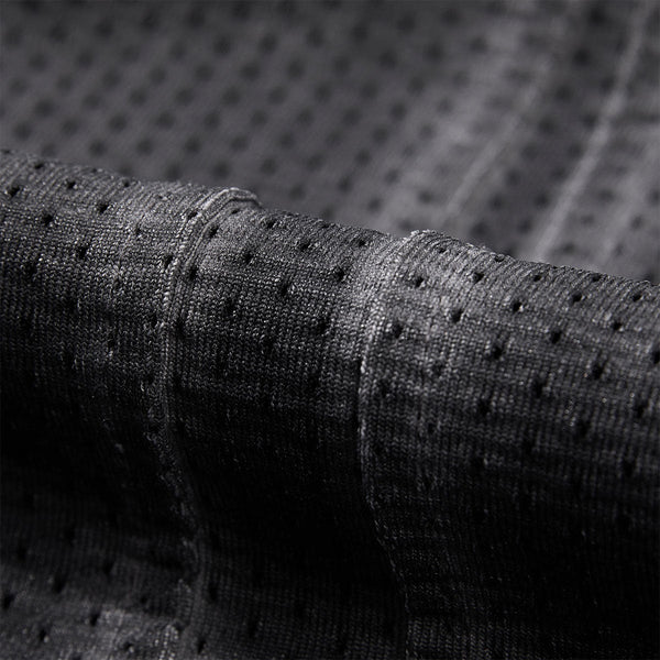 Breathable Mesh Athletic Elastic Waist Training Shorts