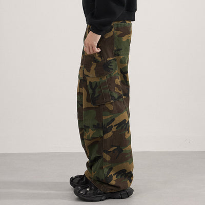 Utility Chic Classic Camouflage Cargo Pants
