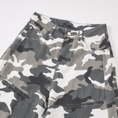 Utility Style Camo Print Wide Leg Cargo Pants