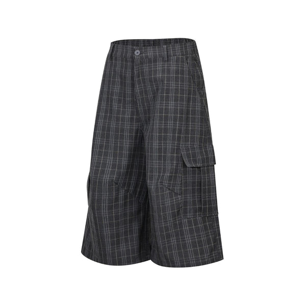 Plaid Multi-Pocket Cropped Cargo Shorts