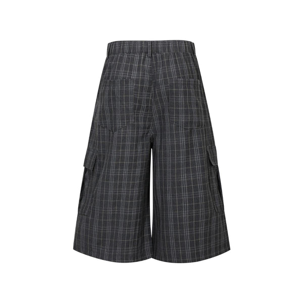 Plaid Multi-Pocket Cropped Cargo Shorts