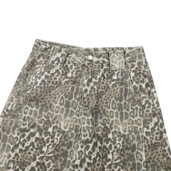 Retro Leopard Baggy Bermuda Shorts